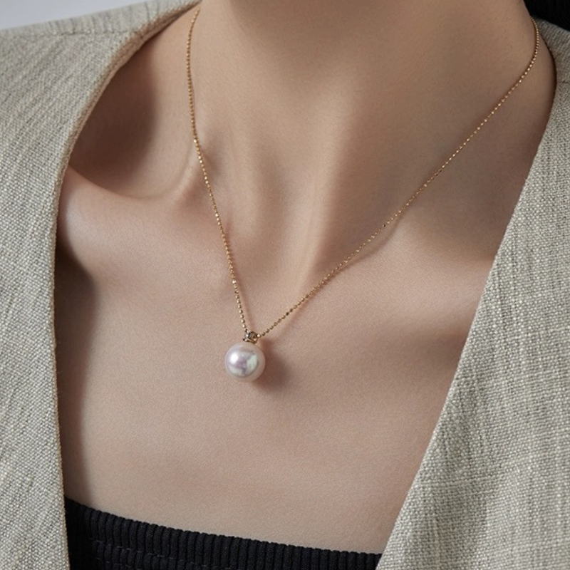 Natural Seawater Highlight Akoya Pearl Necklace
