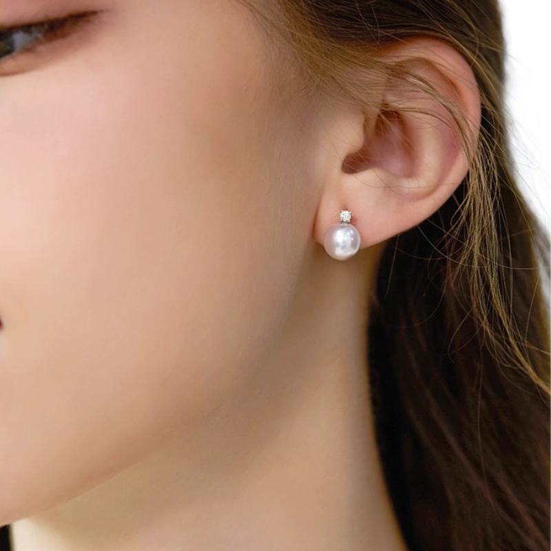 18K White Gold Diamond Natural Sea Pearl