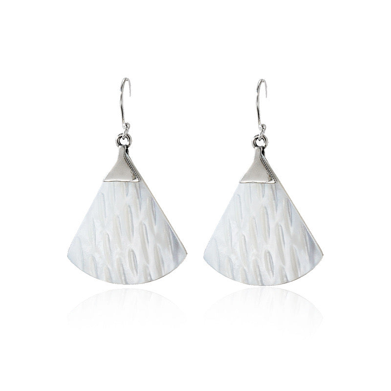 S925 Sterling Silver Mother-of-pearl Shell Earrings