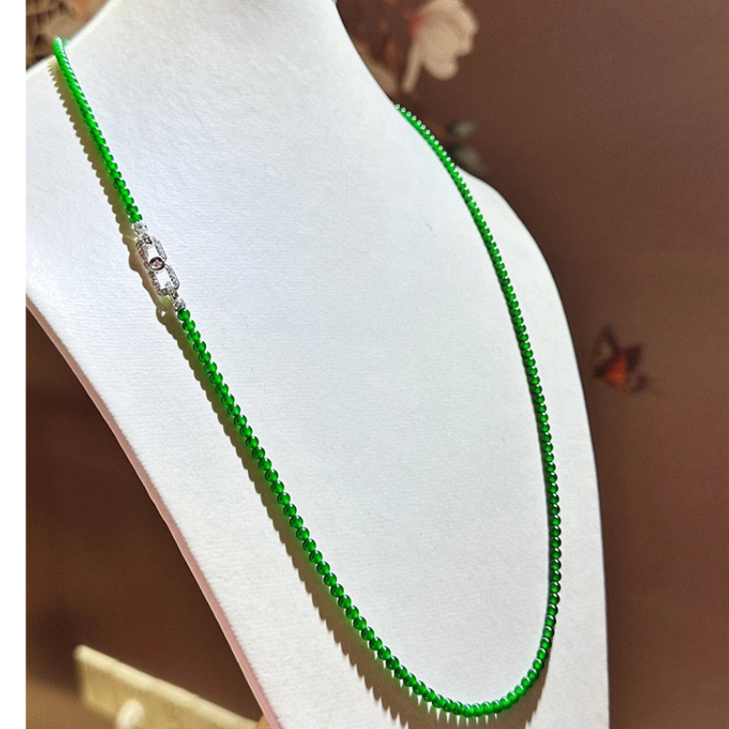 Emerald Beaded Necklace