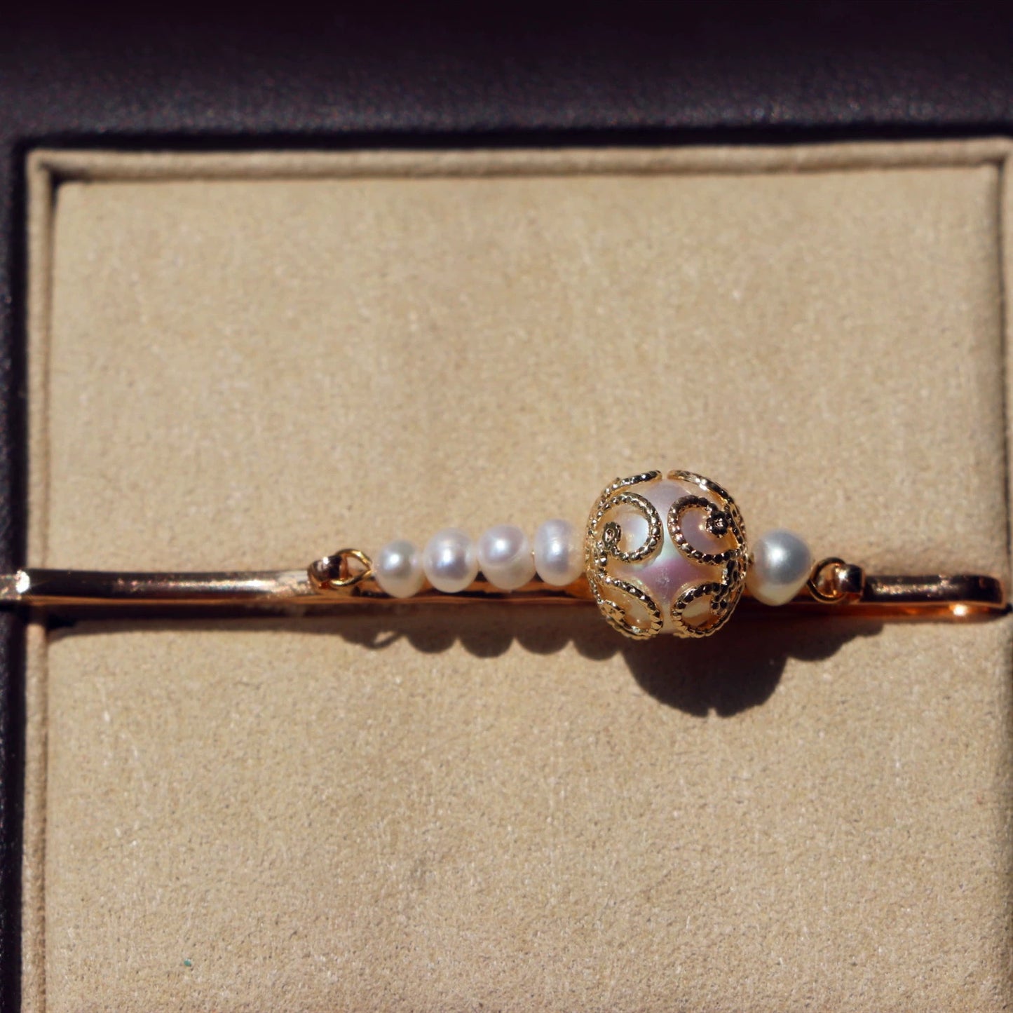 Pearl Hair Clip